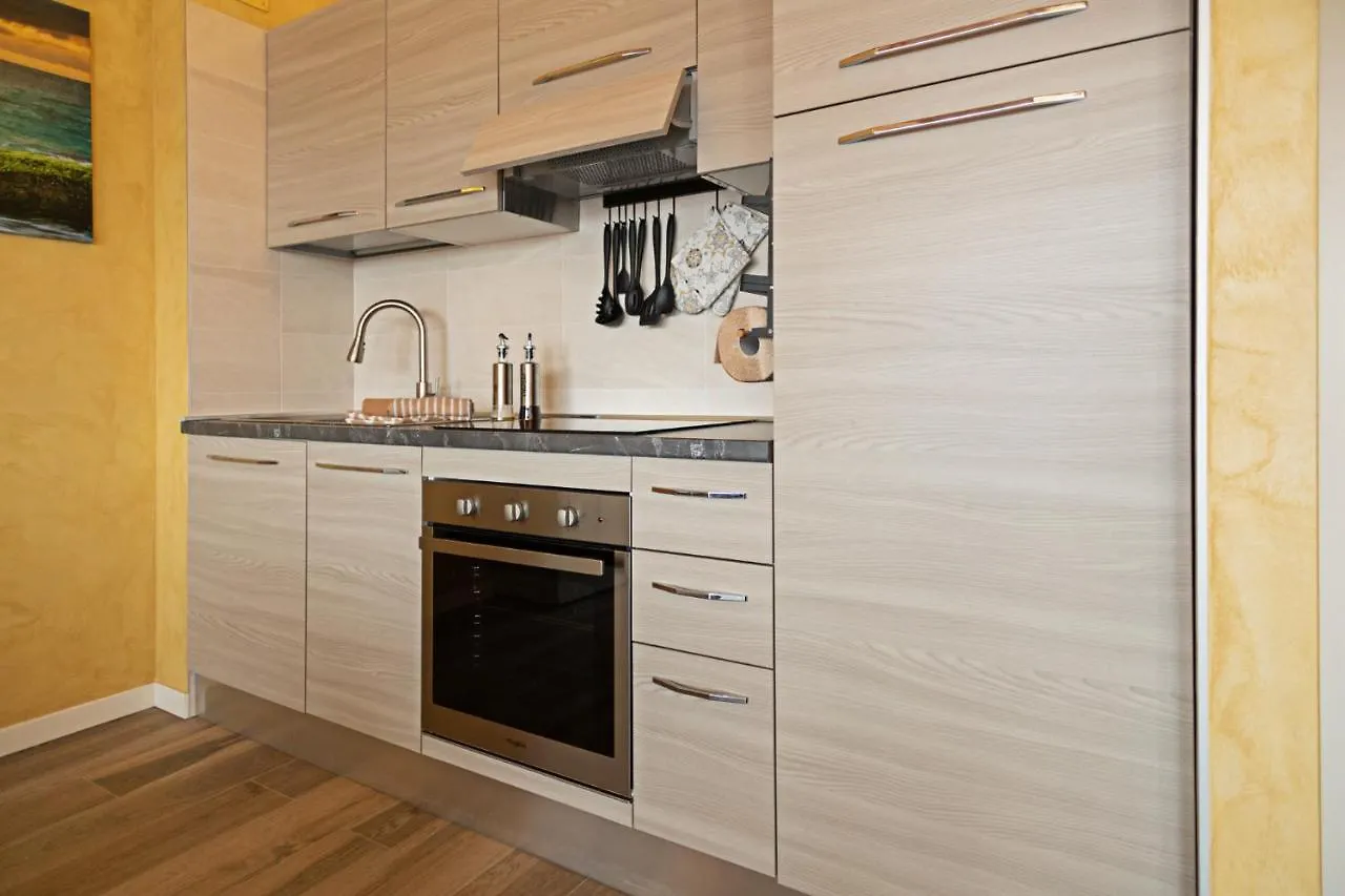 Apartment The Place - Regarda Travel Lazise Italy